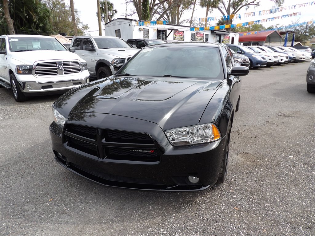2013 Dodge Charger SXT