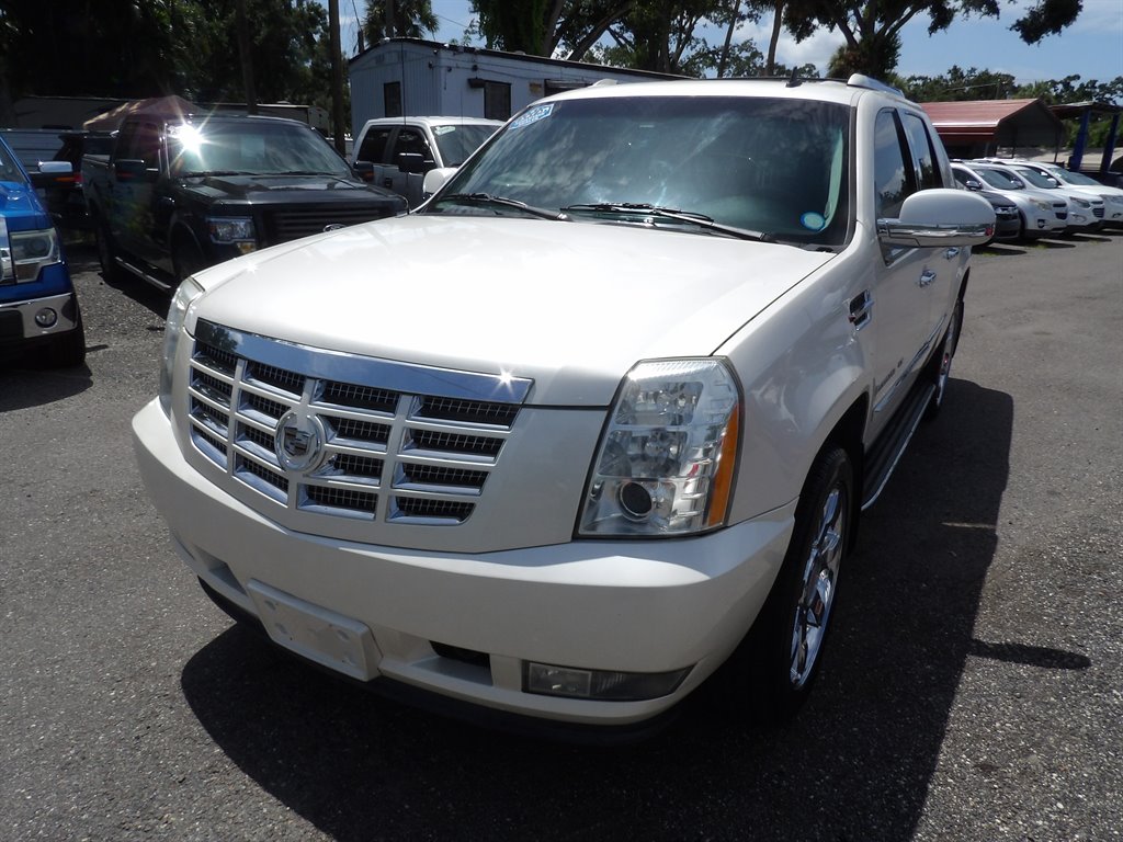 2008 Cadillac Escalade EXT Base
