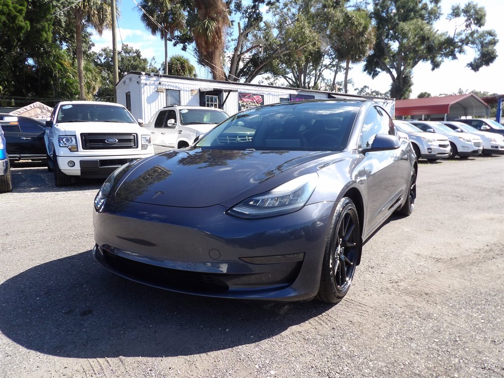 2020 Tesla Model 3 Base's photo
