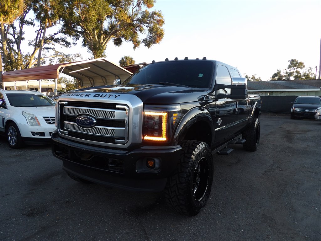 2013 Ford F-250 Super Duty Platinum's photo