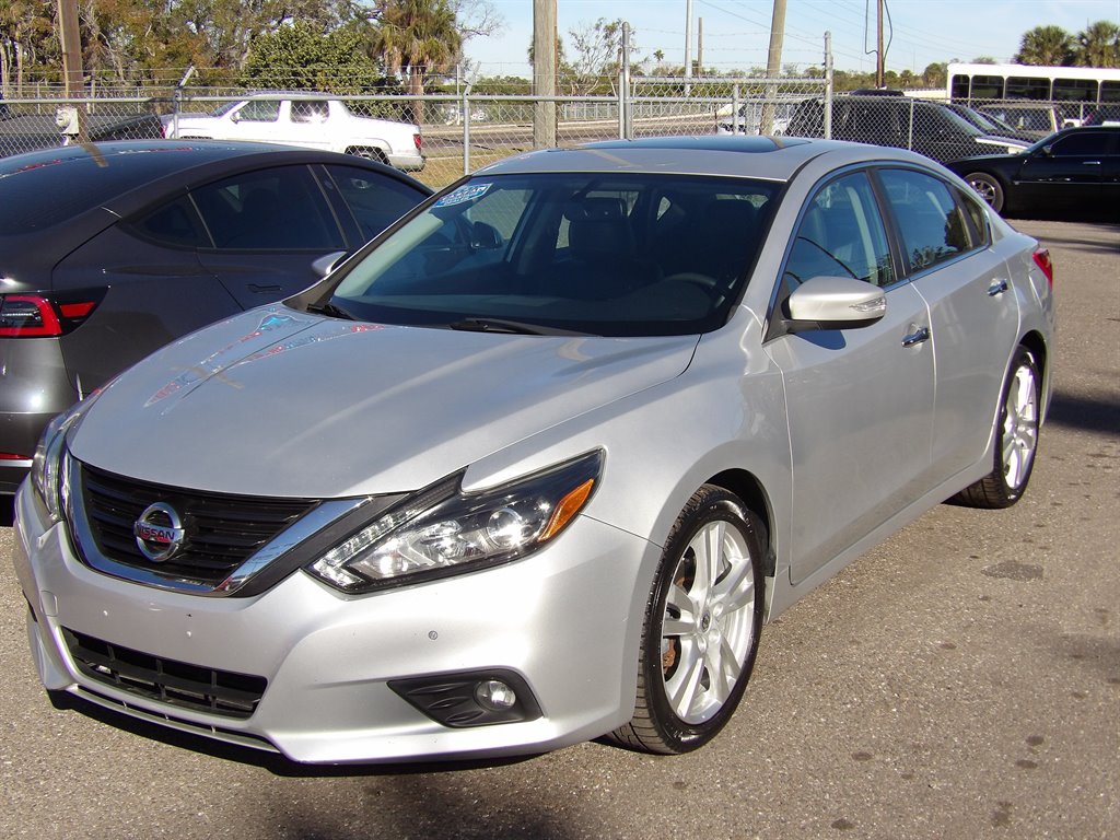 2017 Nissan Altima SL