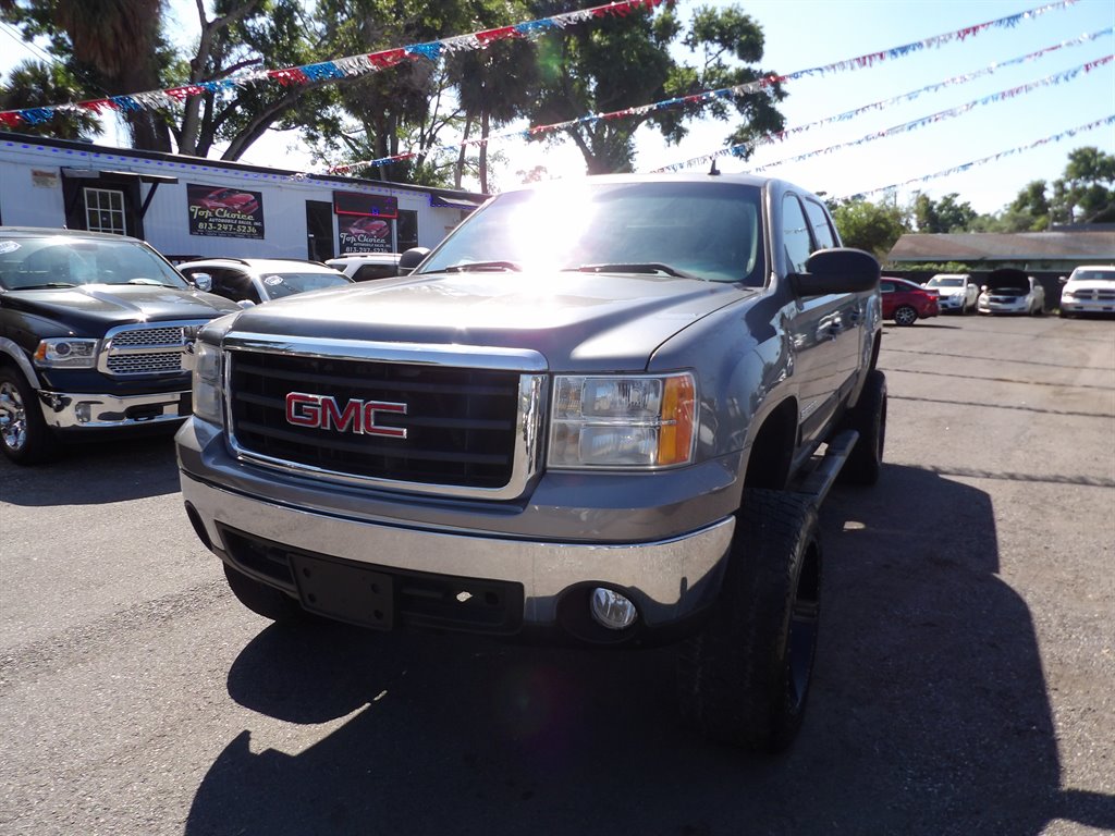 2008 GMC Sierra 2WD Crew Cab SL SWB's photo