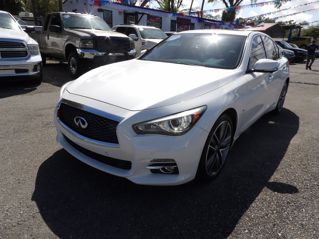2014 INFINITI Q50 Premium